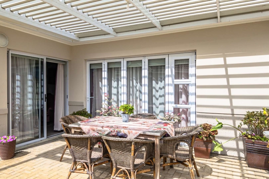 2 Bedroom Property for Sale in Heiderand Western Cape